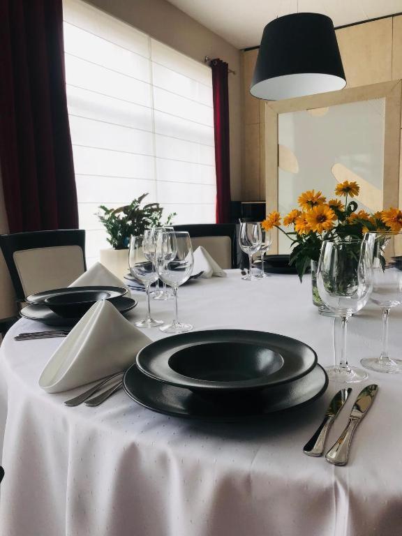 Restauracja 32 Motel Грифице Екстериор снимка